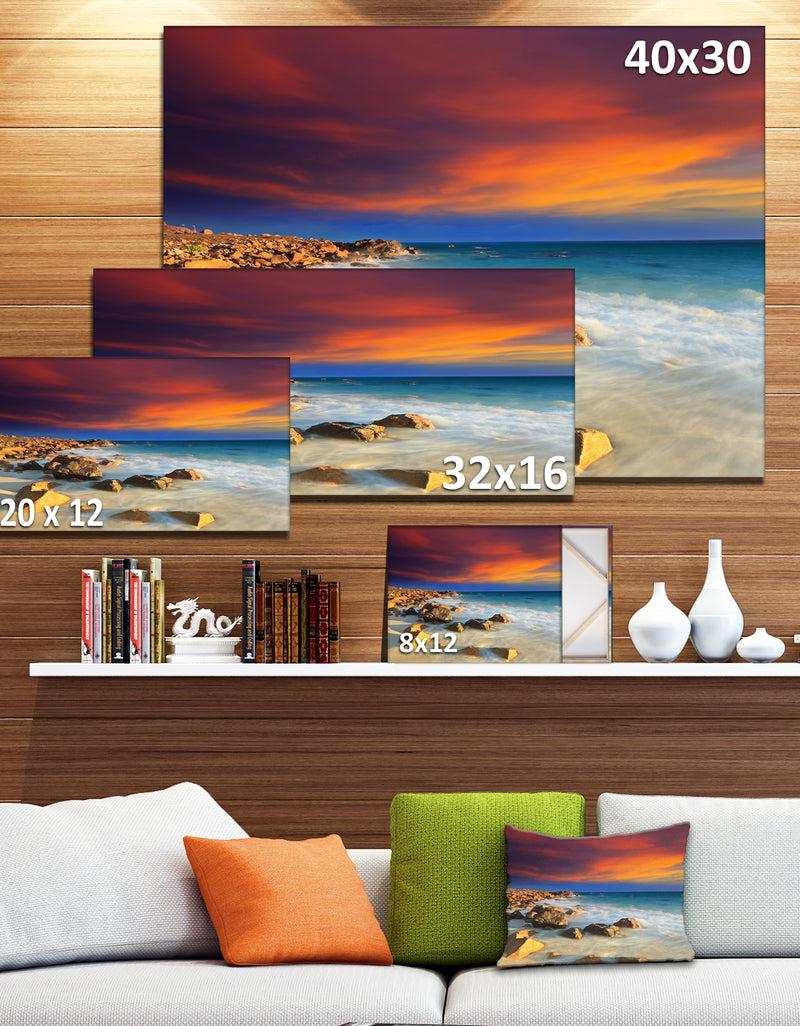 DesignQ Beach With Stones On Foreground - Extra Large Seascape Art Canvas