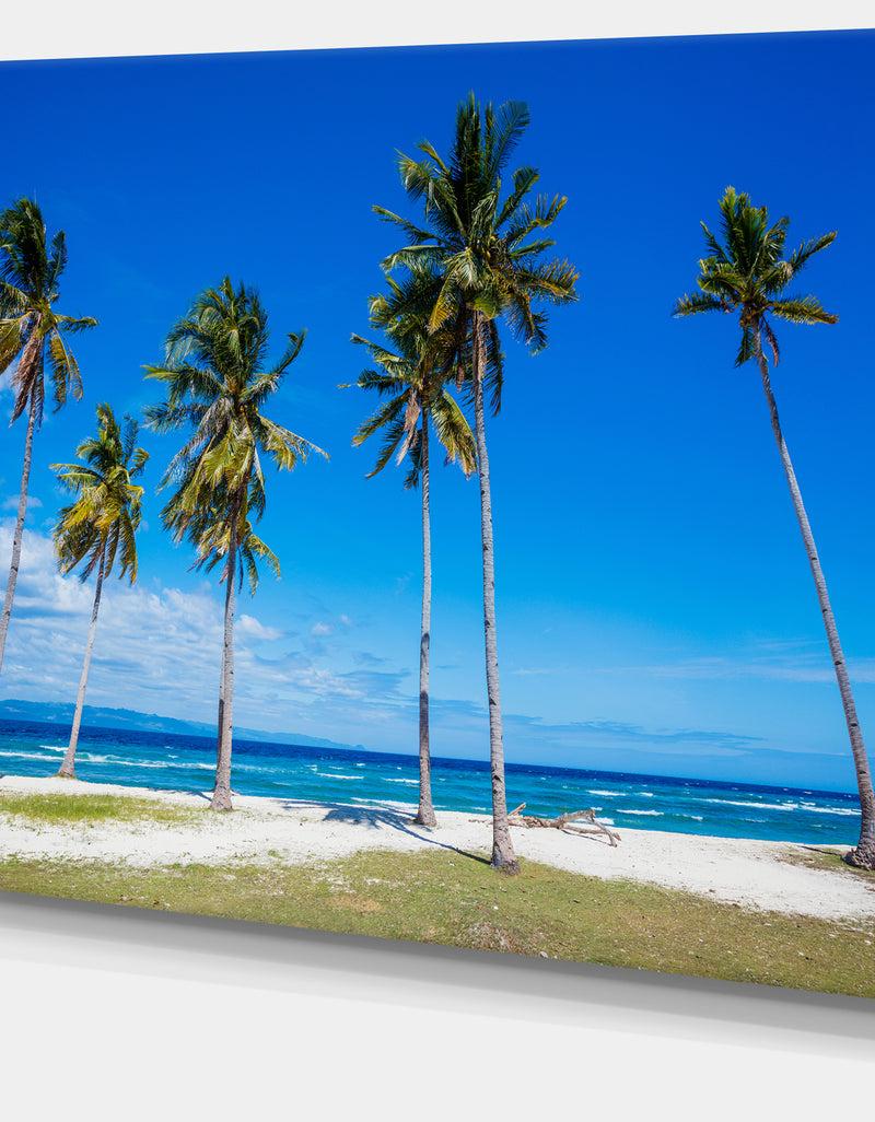DesignQ Bright And Clear Tropical Beach - Extra Large Seascape Art Canvas