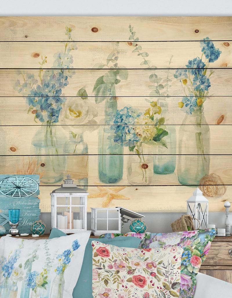 DesignQ Cottage Florals I - Farmhouse Print on Natural Pine Wood