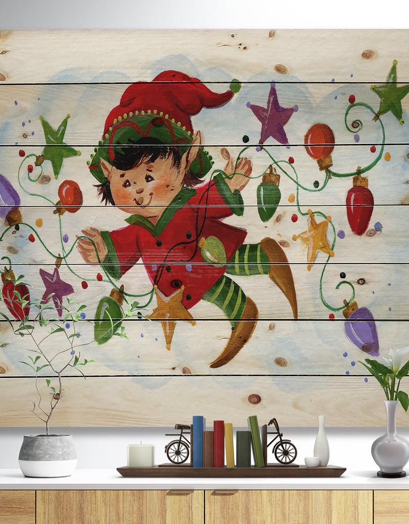 DesignQ Cute Elf With Christmas Lights - Print on Natural Pine Wood