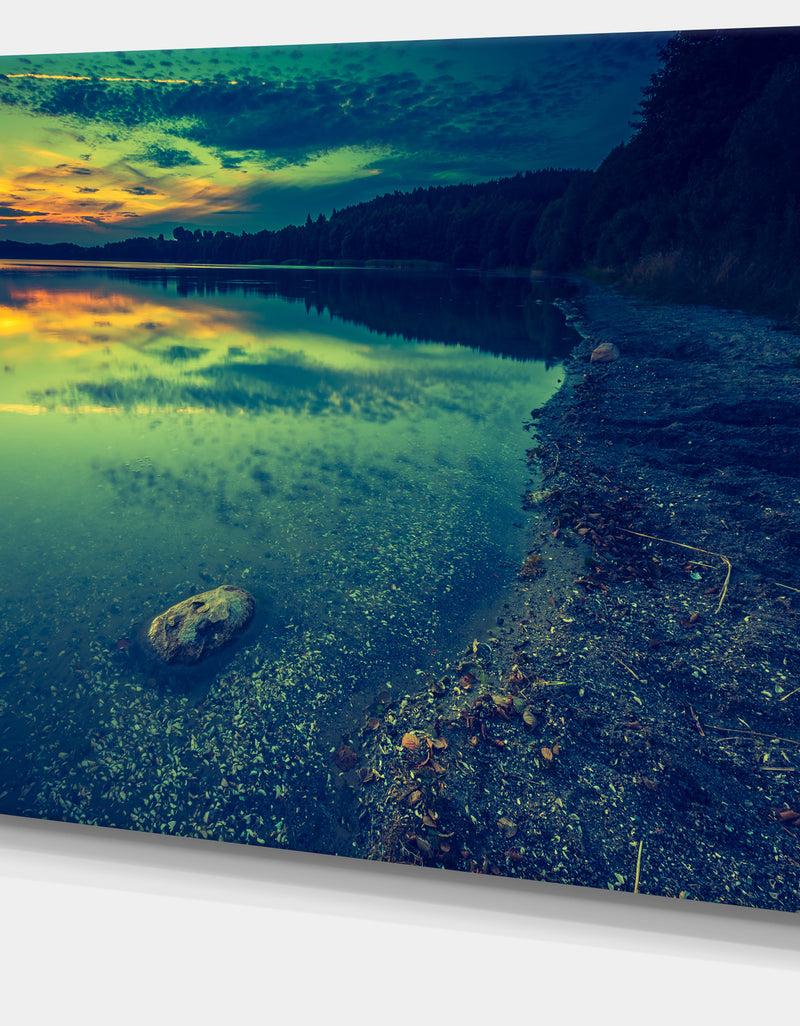 DesignQ Dark Vintage Lake At Sunset - Boat Canvas Artwork