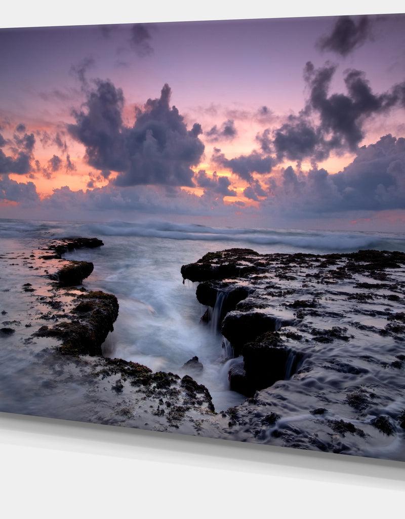 DesignQ Dinosaur Footprint Magoito Beach - Contemporary Seascape Art Canvas