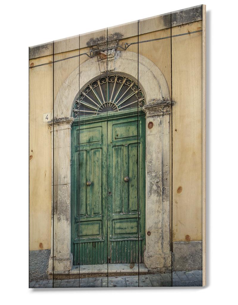 DesignQ Green Door In Sicily - Vintage Print On Natural Pine Wood