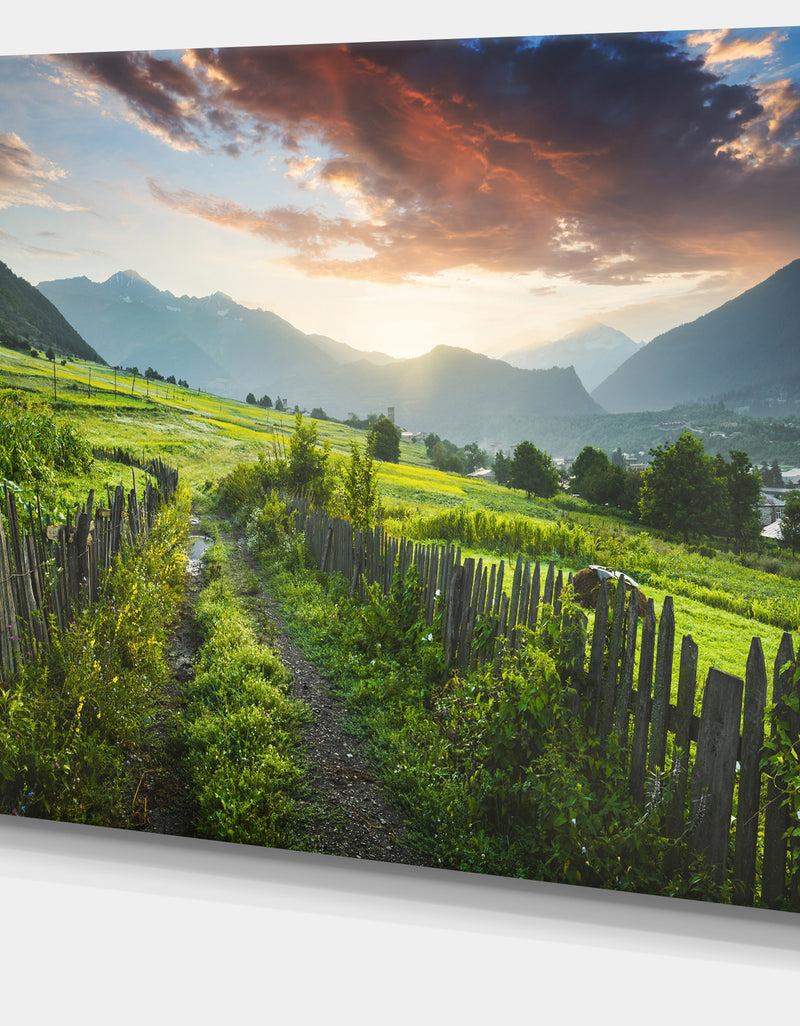 DesignQ Green Georgian Mountain Valley - Landscape Wall Artwork