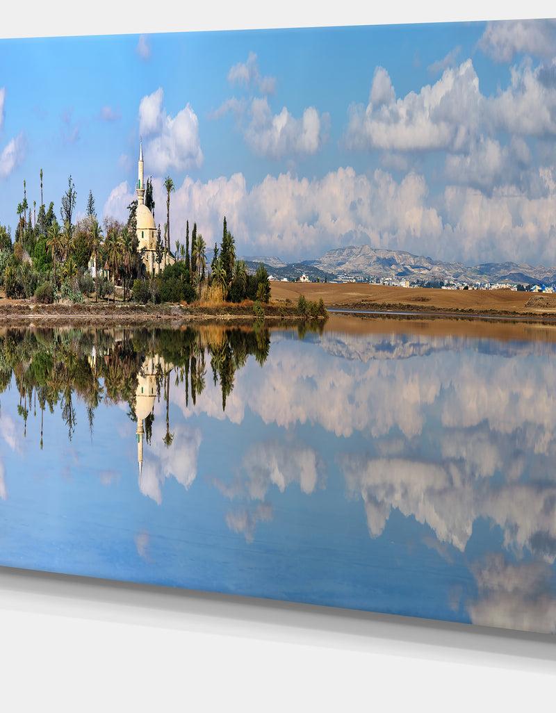 DesignQ Hala Sulttan Tekke In Cyprus Panorama - Extra Large Seashore Canvas Art