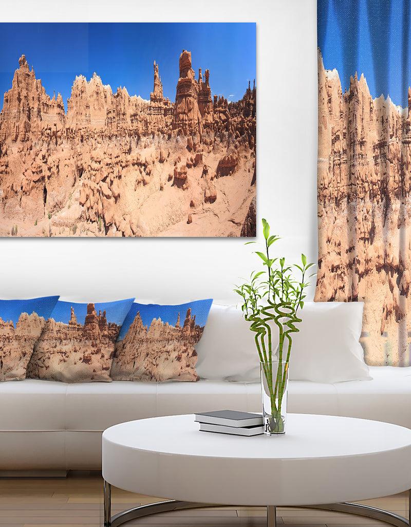 DesignQ Hoodoo Rock Pinnacles In Goblin Valley - Landscape Art Print Canvas