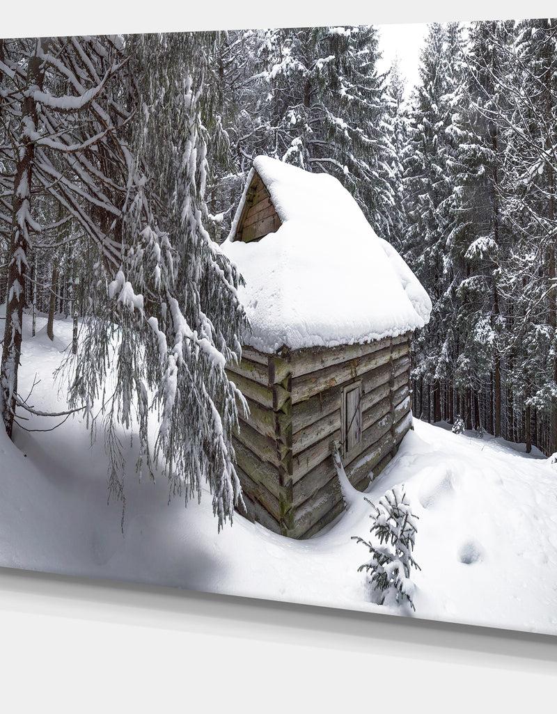 DesignQ House In Magic Winter Forest - Modern Landscpae Wall Art