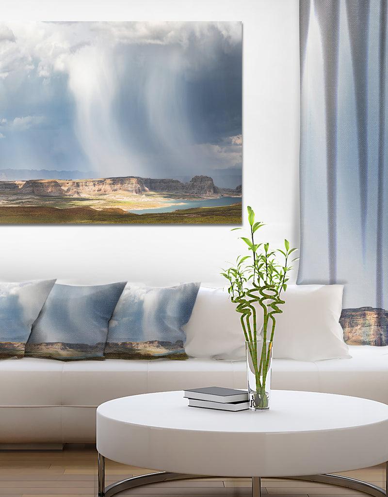 DesignQ Lake Powell under Clouds - Landscape Wall Artwork