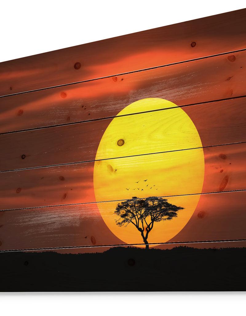 DesignQ Lonely Tree With Birds At Sunset - Landscape Print On Natural Pine Wood