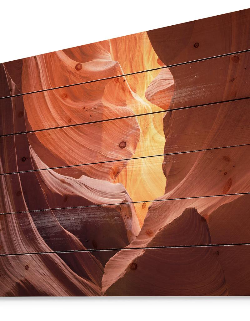 DesignQ Lower Antelope Slot Canyon - Canyon Print On Natural Pine Wood