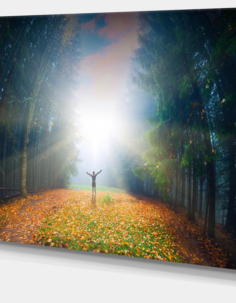 DesignQ Men And Bright Sunlight Panorama - Extra Large Landscape Canvas Art Print