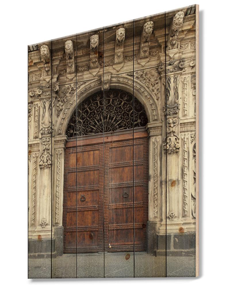 DesignQ Old Door In Catania - Vintage Print On Natural Pine Wood