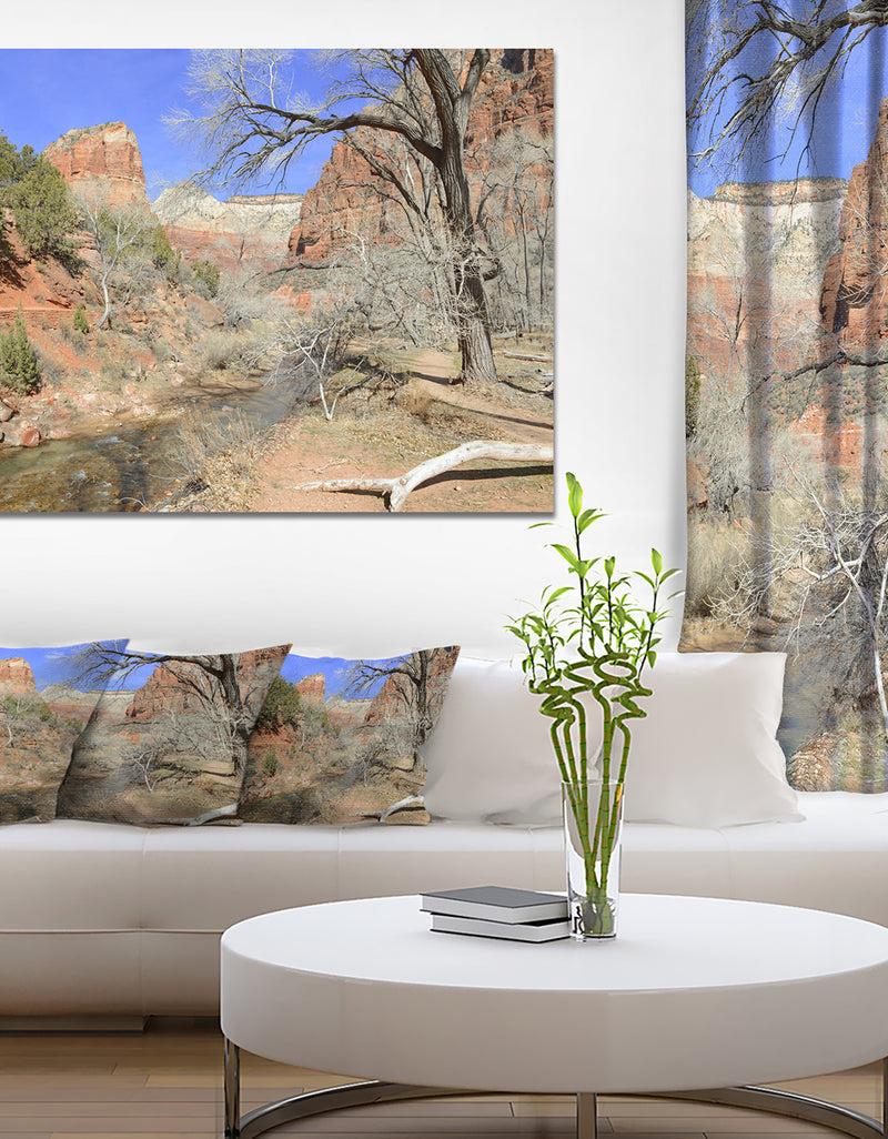 DesignQ Red Rock Mountain In Zion Park - Landscape Wall Artwork