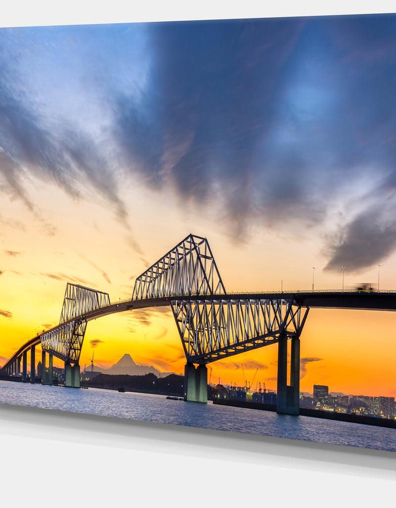 DesignQ Tokyo Gate Bridge Panorama - Landscape Artwork Canvas