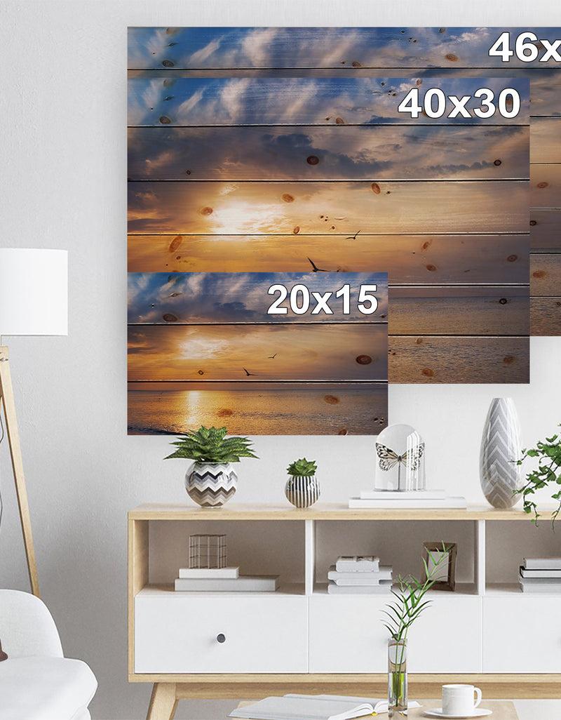 DesignQ West Cost Sunrise Over The Seas - Landscapes Sea & Shore Print On Natural Pine Wood
