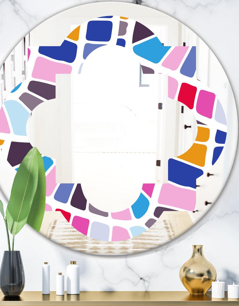 DesignQ Abstract Retro Geometric Pattern I - Modern Round or Oval Wall Mirror - Quatrefoil
