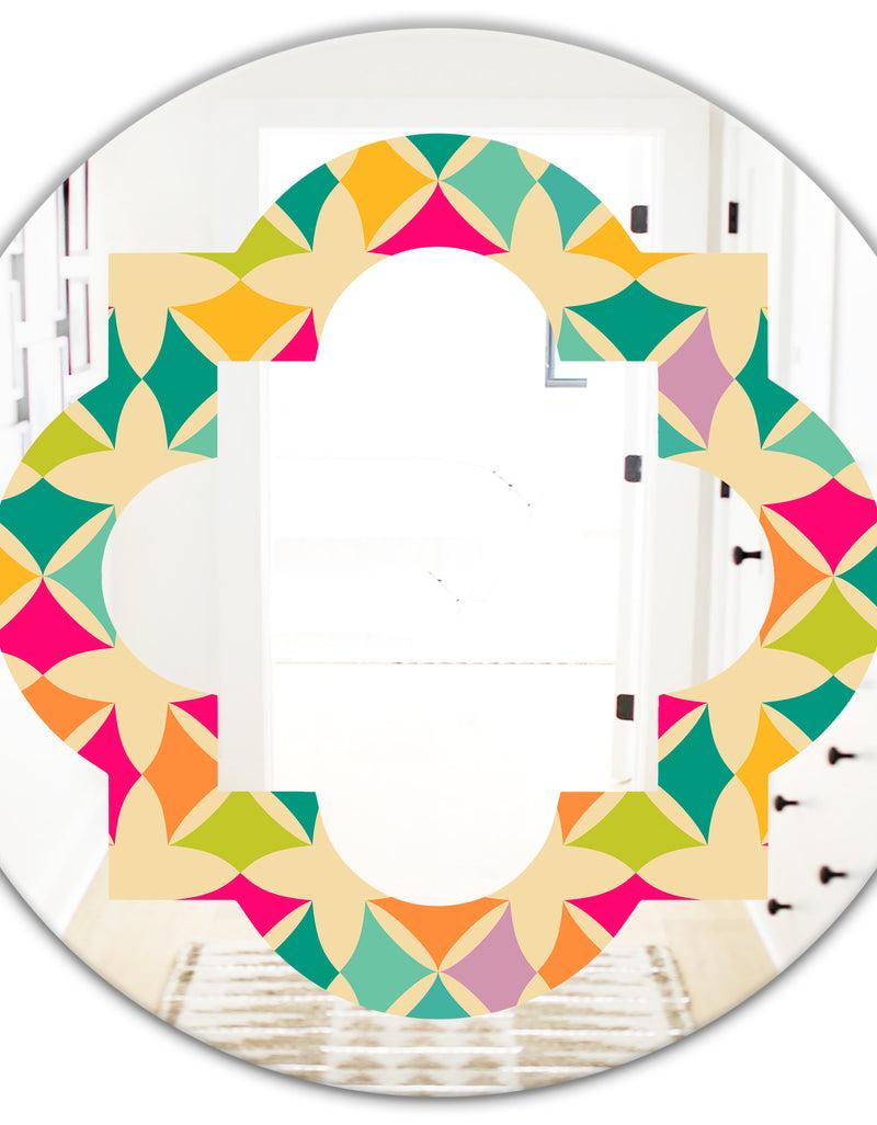 DesignQ Abstract Retro Geometric Pattern III - Modern Round Or Oval Wall Mirror - Quatrefoil