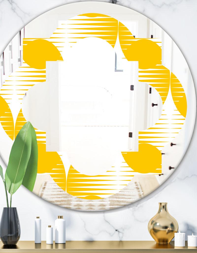 DesignQ Abstract Retro Geometric Pattern IV - Modern Round or Oval Wall Mirror - Quatrefoil