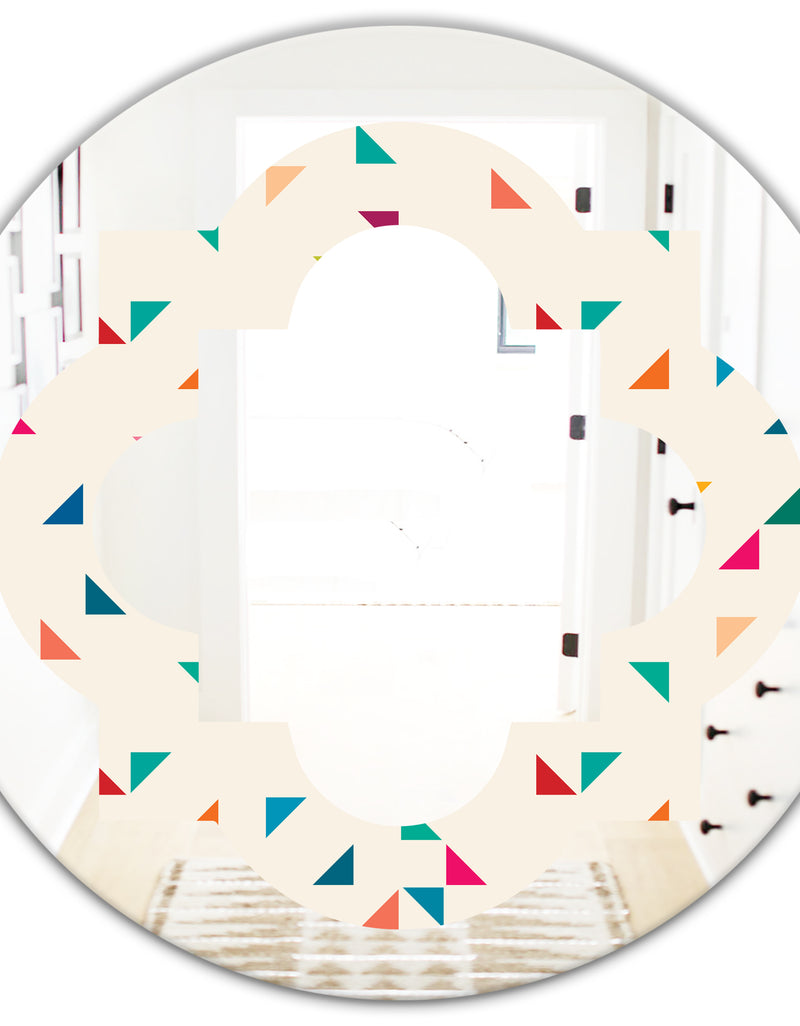 DesignQ Abstract Triangular Retro Pattern I - Modern Round Or Oval Wall Mirror - Quatrefoil