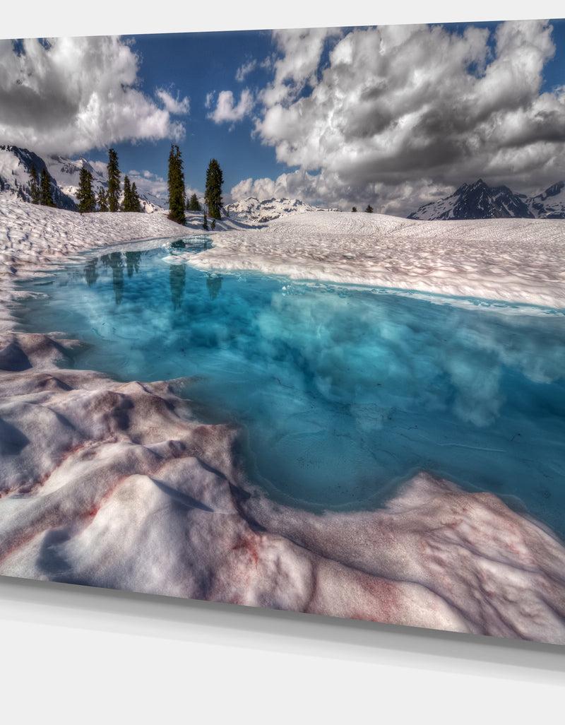 DesignQ Amazing Blue Melt Lake In Fog - Large Landscape Art Canvas Print
