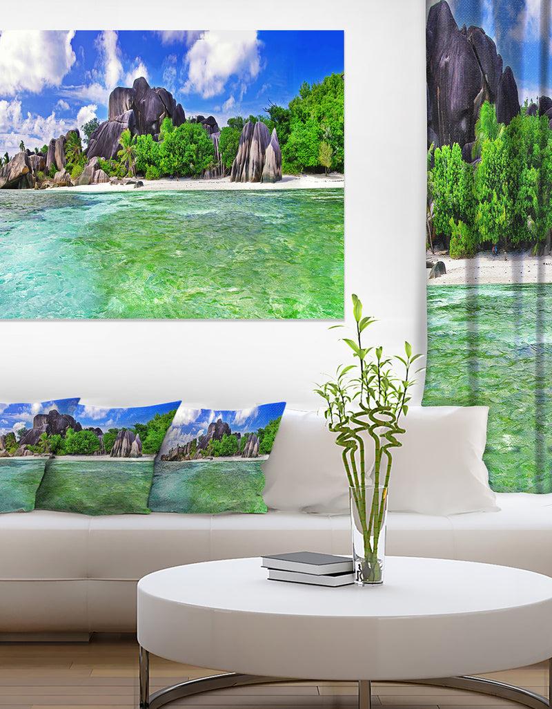 DesignQ Amazing La Diguse Island Seychelles - Landscape Art Canvas Print