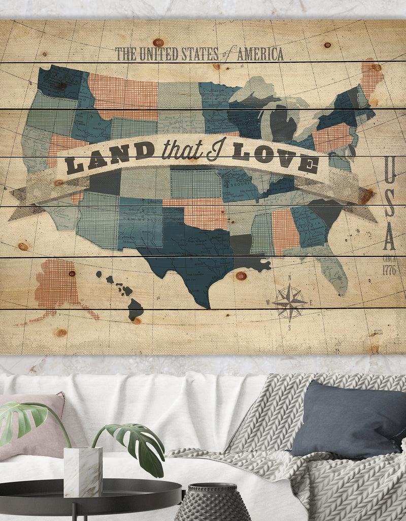 DesignQ American Map Watercolor - Map Print on Natural Pine Wood