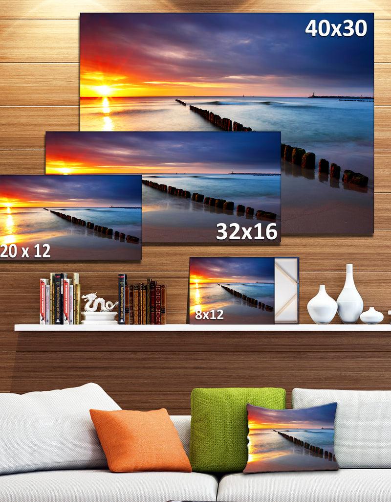 DesignQ Baltic Sea Poland Beach - Photography Canvas Art Print