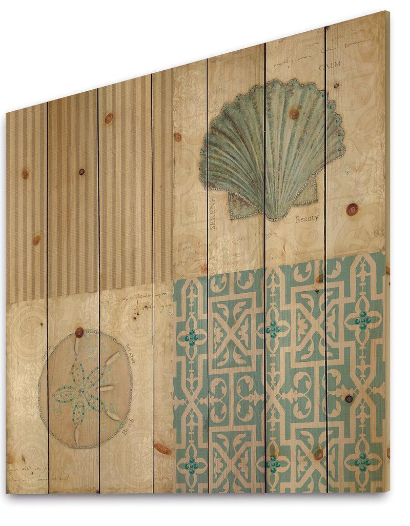 DesignQ Beach Treasures Collage I - Traditional Bathroom Print On Natural Pine Wood