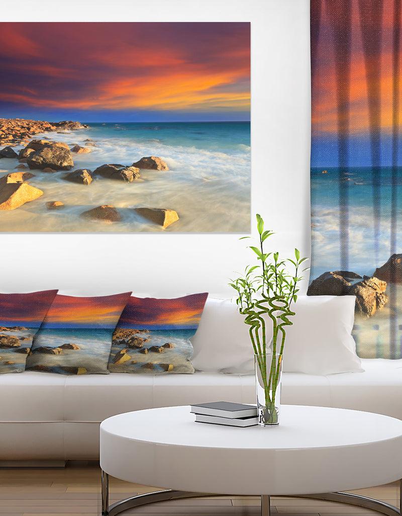 DesignQ Beach With Stones On Foreground - Extra Large Seascape Art Canvas