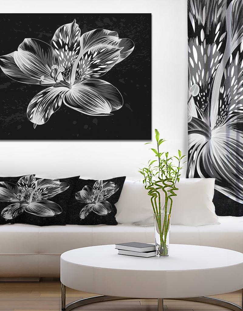 DesignQ Beautiful Monochrome Alstroemeria Flower - Extra Large Floral Wall Art