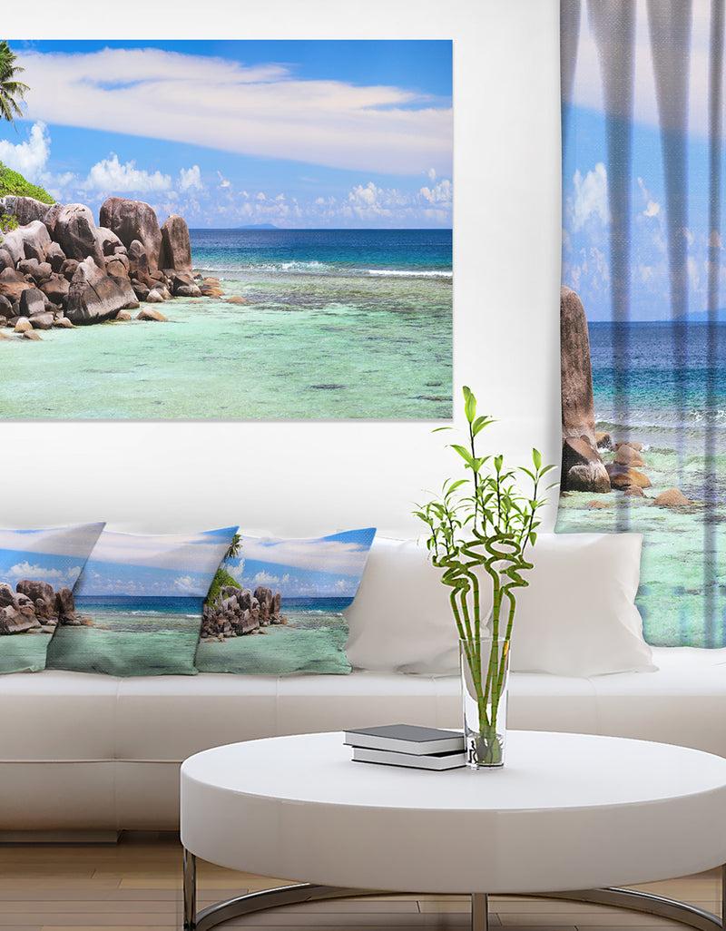 DesignQ Beautiful Seychelles Rocky Coast - Landscape Wall Art Canvas Print