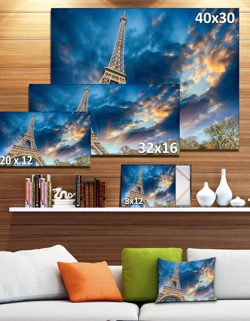 DesignQ Beautiful View Of Paris Eiffel Tower Under Fiery Sky - Cityscape Canvas Print