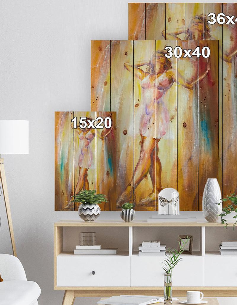 DesignQ Beautiful Woman In Dress - Portrait Print On Natural Pine Wood