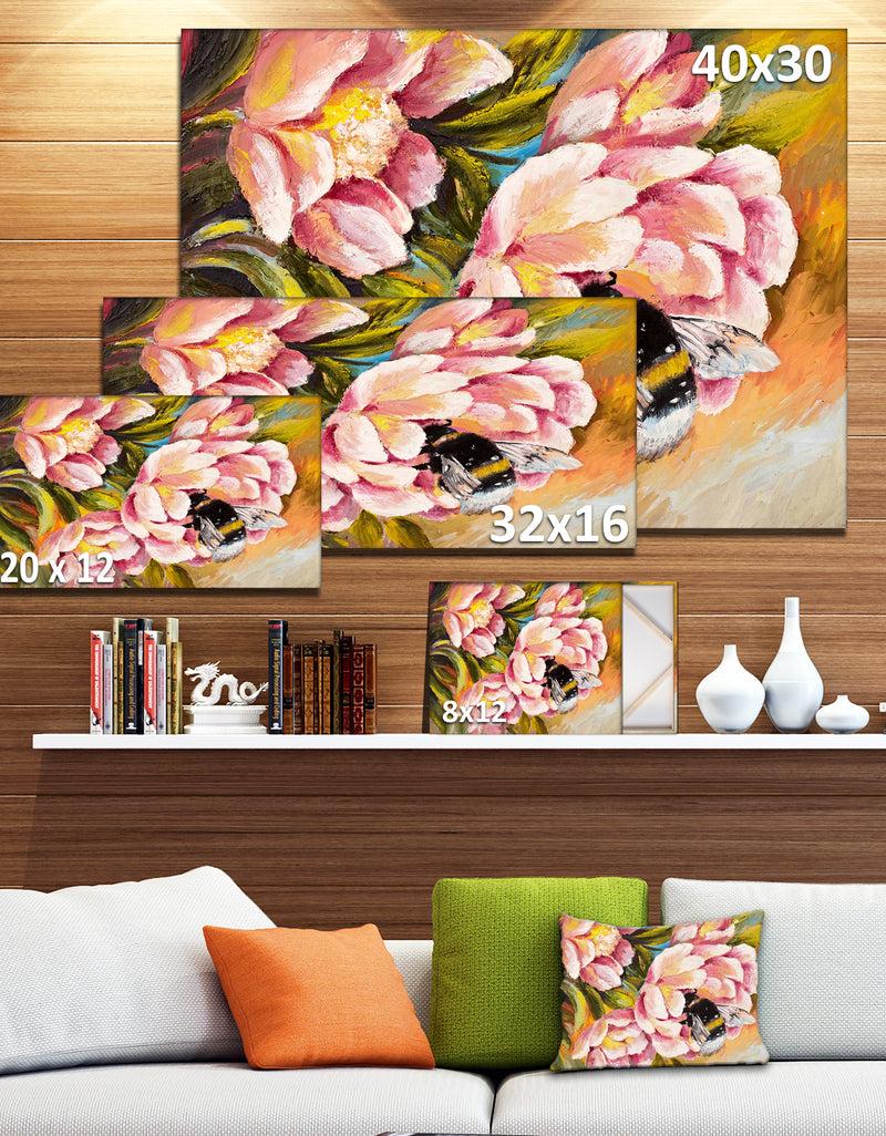 DesignQ Bee Sitting On Flower - Floral Canvas Artwork