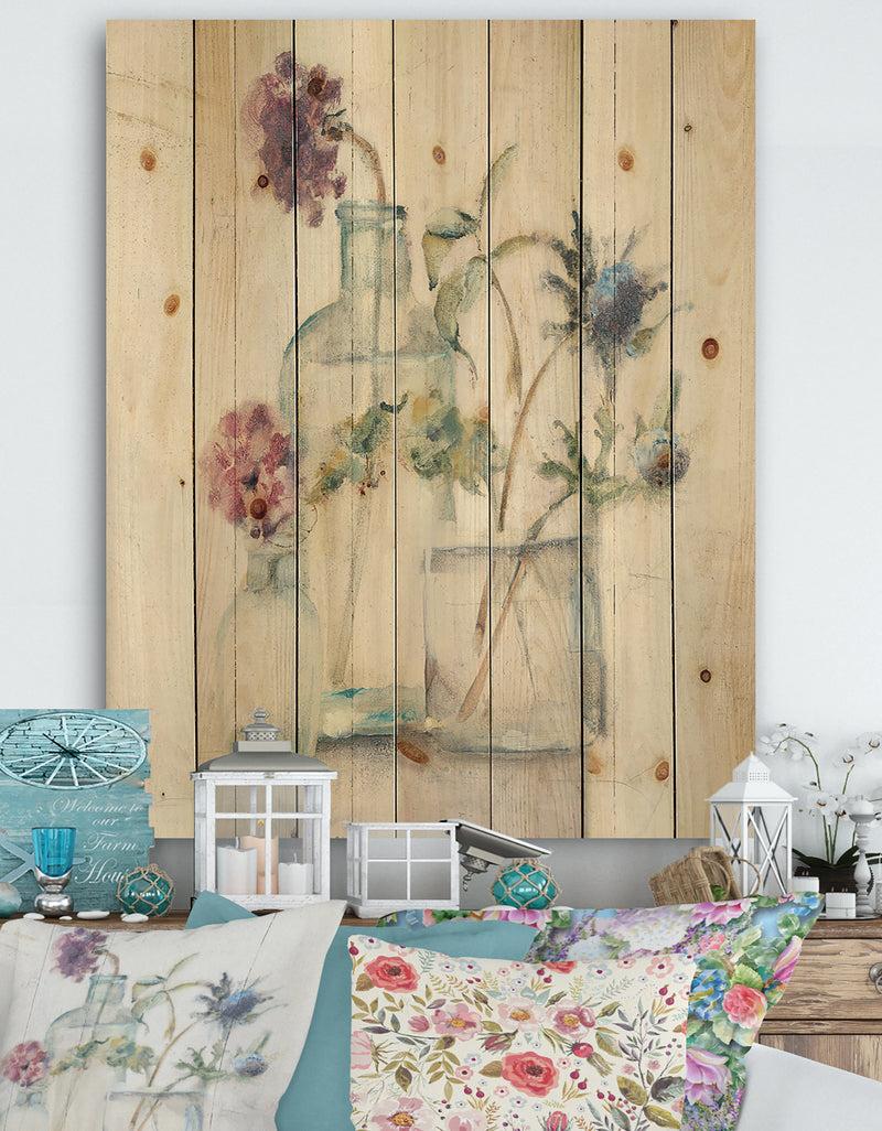 DesignQ Blossoms on Birch Cottage Bouquet II - Farmhouse Print on Natural Pine Wood
