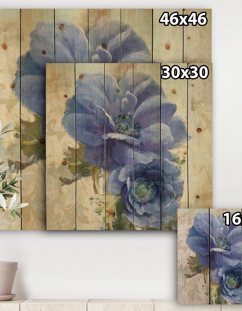 DesignQ Blue Anemone Flower - Floral Farmhouse Print On Natural Pine Wood