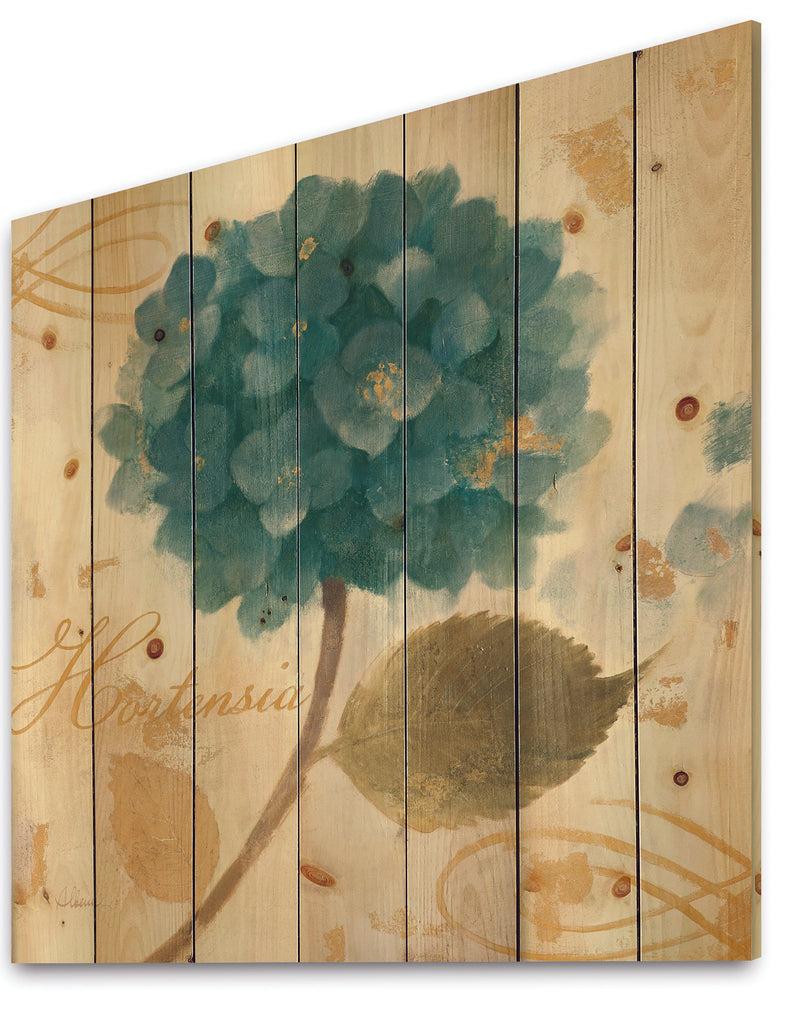 DesignQ Blue Cottage Flower Hydrangea I - Farmhouse Print On Natural Pine Wood