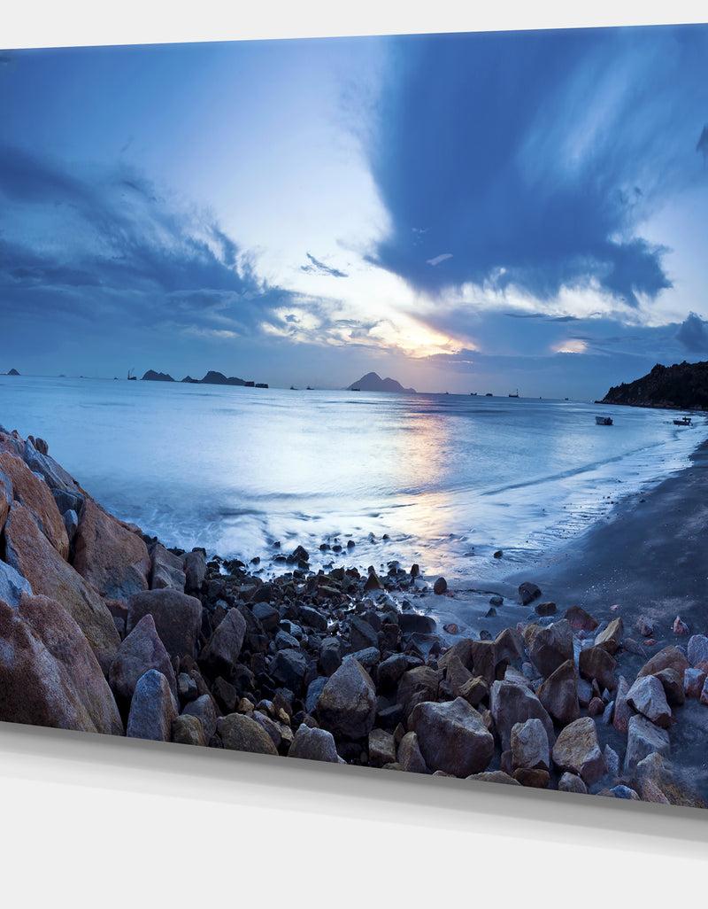 DesignQ Blue Sea Sunset On Sandy Coastline - Contemporary Seascape Art Canvas
