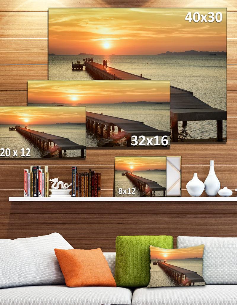 DesignQ Boat Pier At Sunset - Bridge And Pier Canvas Wall Art