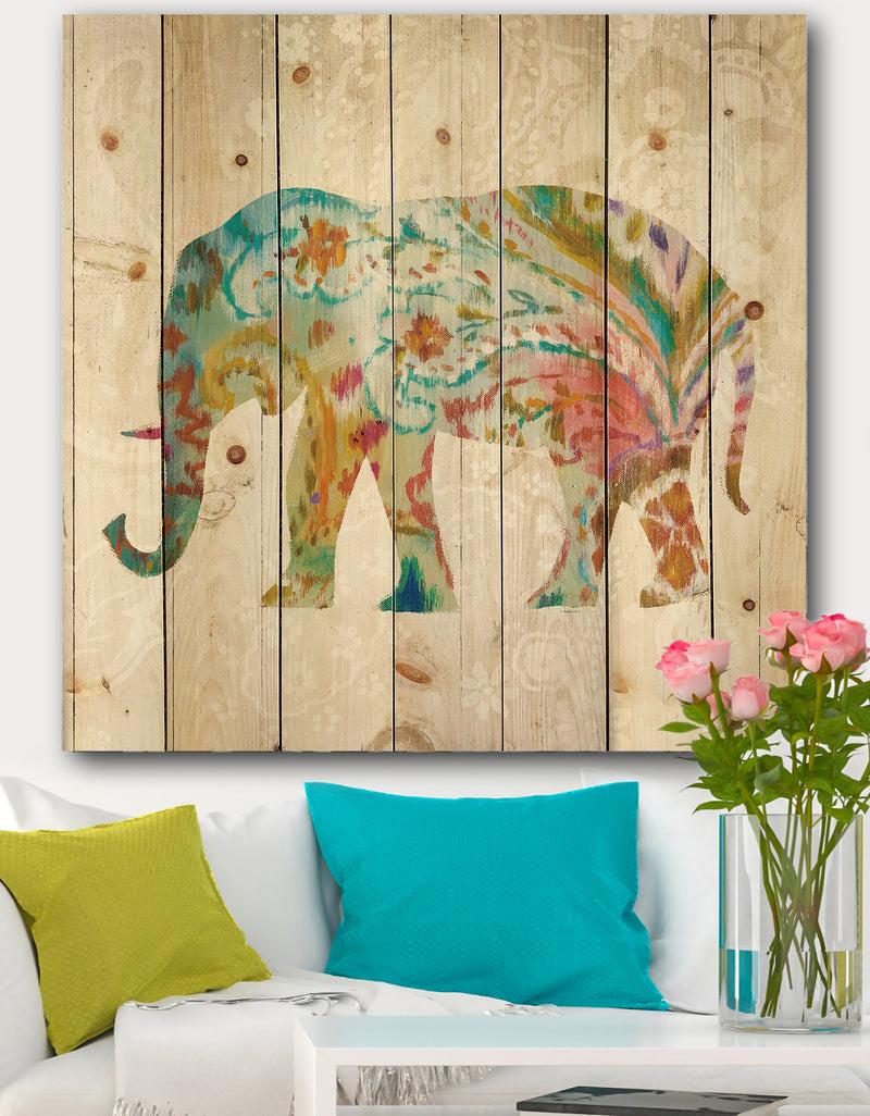 DesignQ Boho Paisley Elephant II - Bohemian & Eclectic Print on Natural Pine Wood