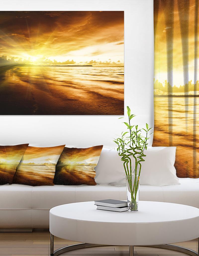 DesignQ Breathtaking Yellow Caribbean Beach - Seashore Canvas Wall Art
