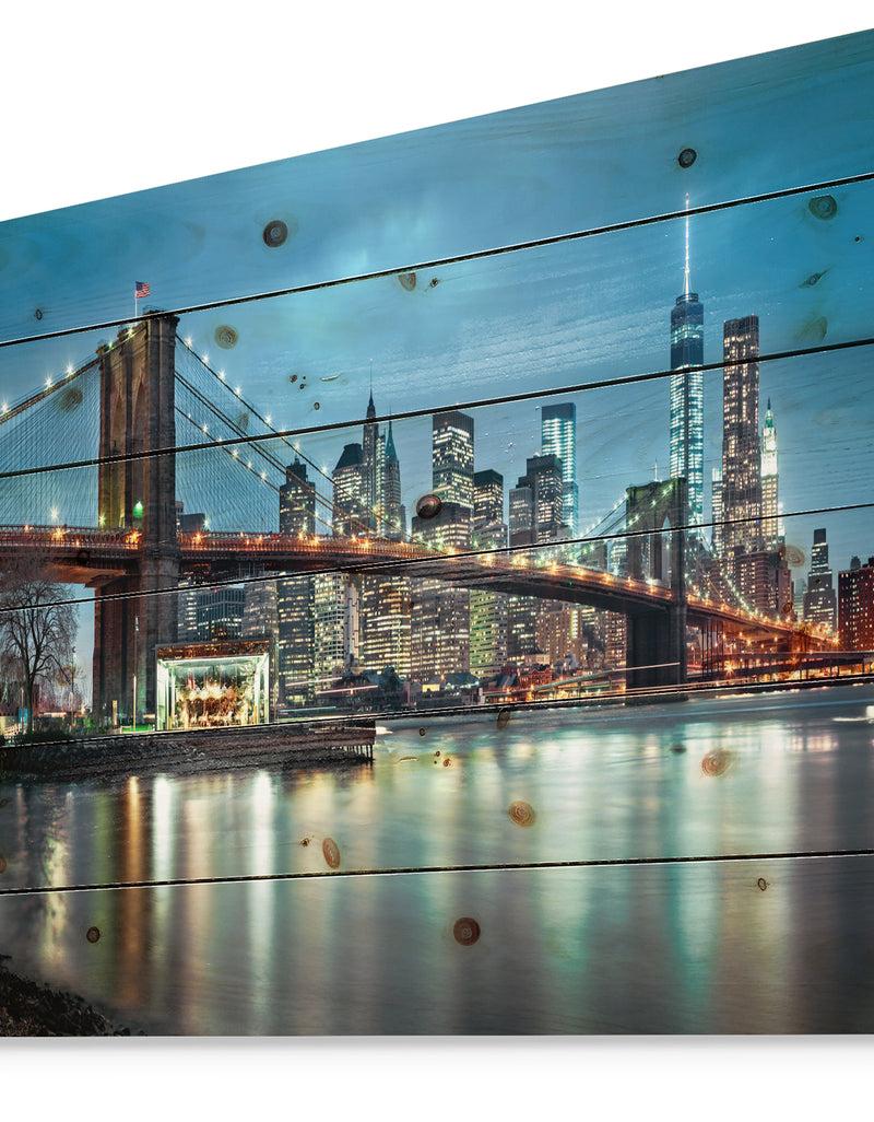 DesignQ Brooklyn Bridge And Skyscrapers - Cityscape Print On Natural Pine Wood