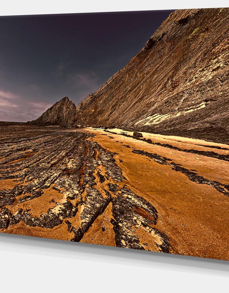 DesignQ Brown Rocky Coast Portugal - Cityscape Canvas Print