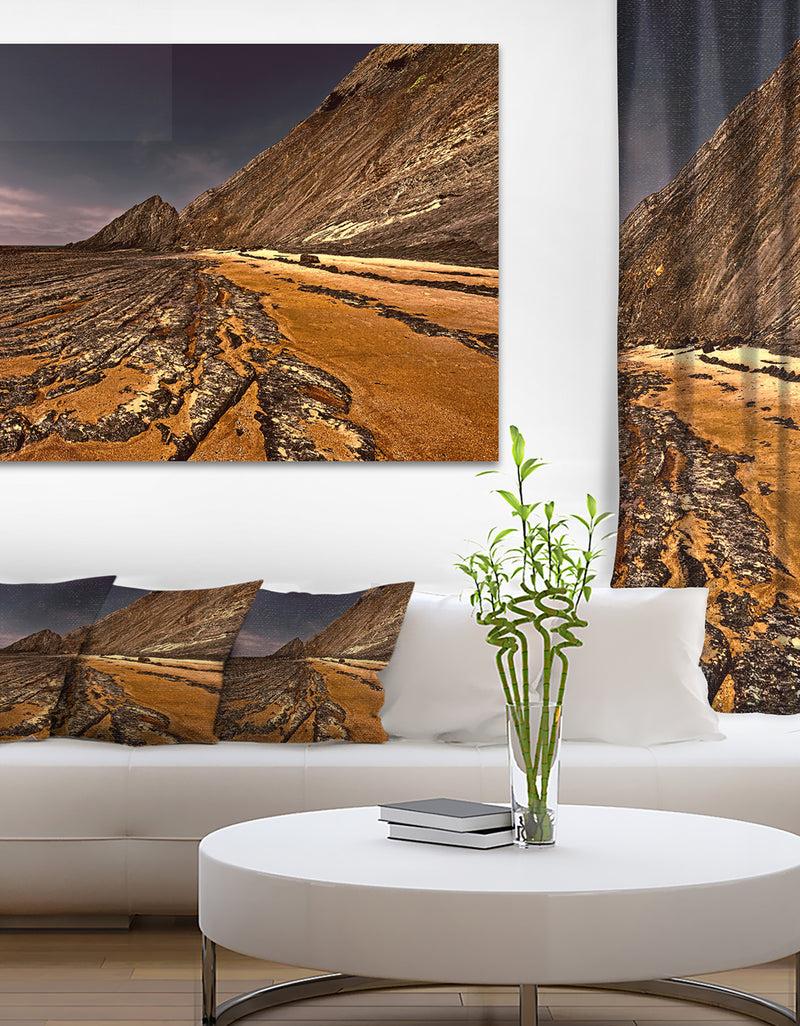 DesignQ Brown Rocky Coast Portugal - Cityscape Canvas print
