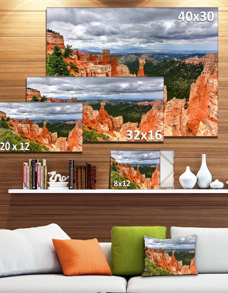 DesignQ Bryce Canyon National Park - Extra Large Landscape Canvas Art Print