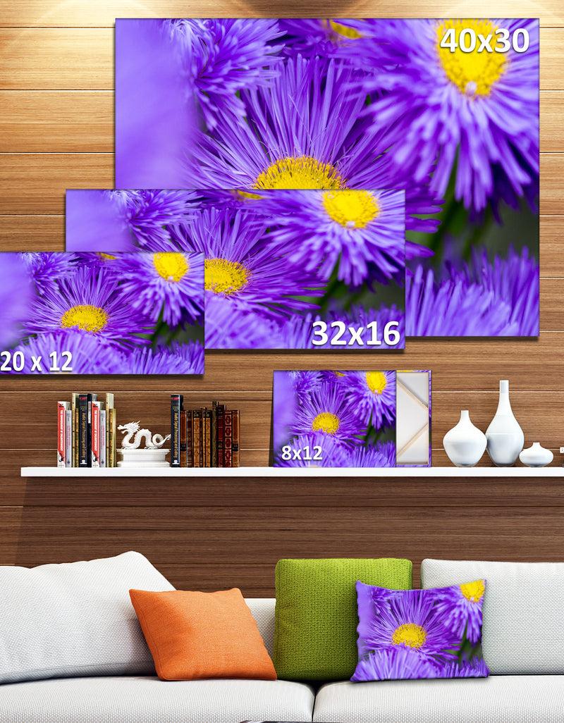 DesignQ Bunch Of Large Violet Flowers - Large Flower Canvas Wall Art