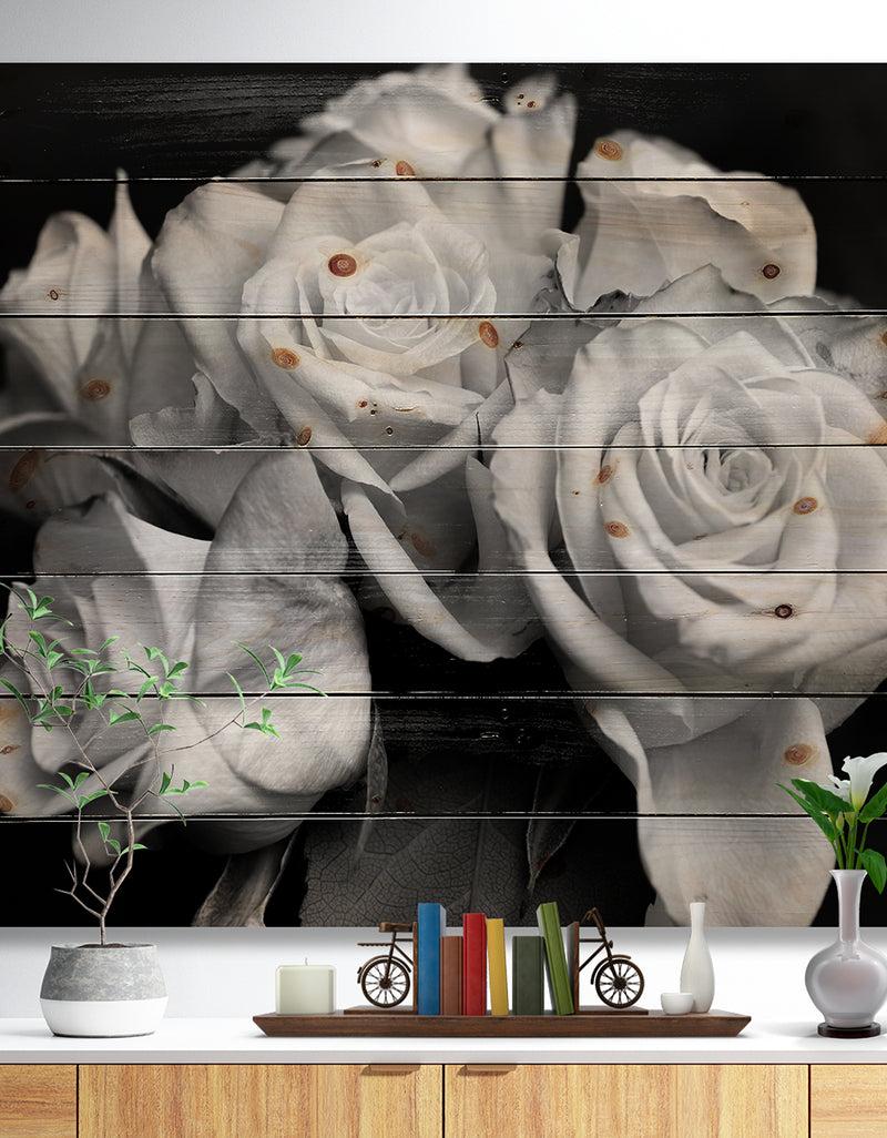 DesignQ Bunch of Roses Black and White - Floral Art Print on Natural Pine Wood