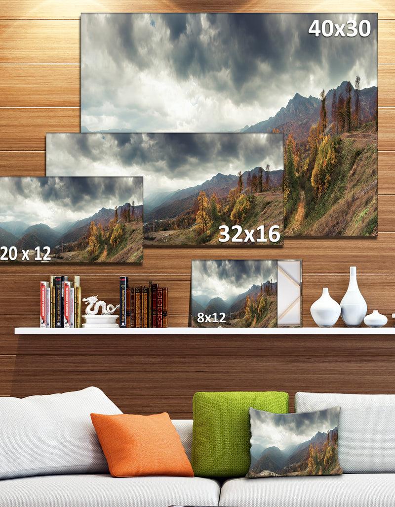 DesignQ Caucasus Mountains White Panorama - Landscape Artwork Canvas