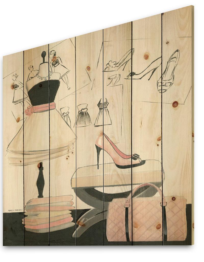 DesignQ Chic Galm Closet V - Fashion Print On Natural Pine Wood