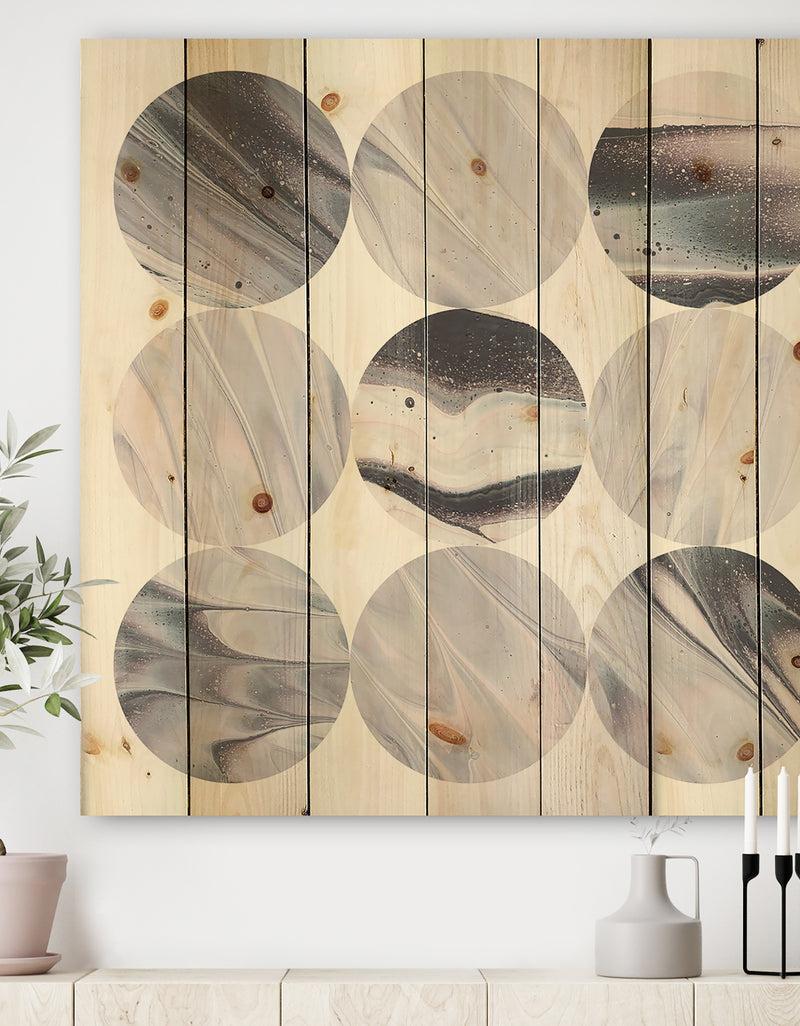 DesignQ Circle Marble III - Modern Geometric Print on Natural Pine Wood